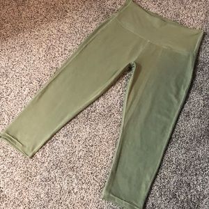 Balance Collection High-Waisted Cropped Leggings